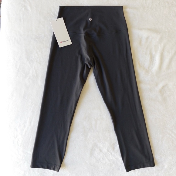 Lululemon Align High Rise Crop 21” NWT Size 8 - Picture 4 of 6